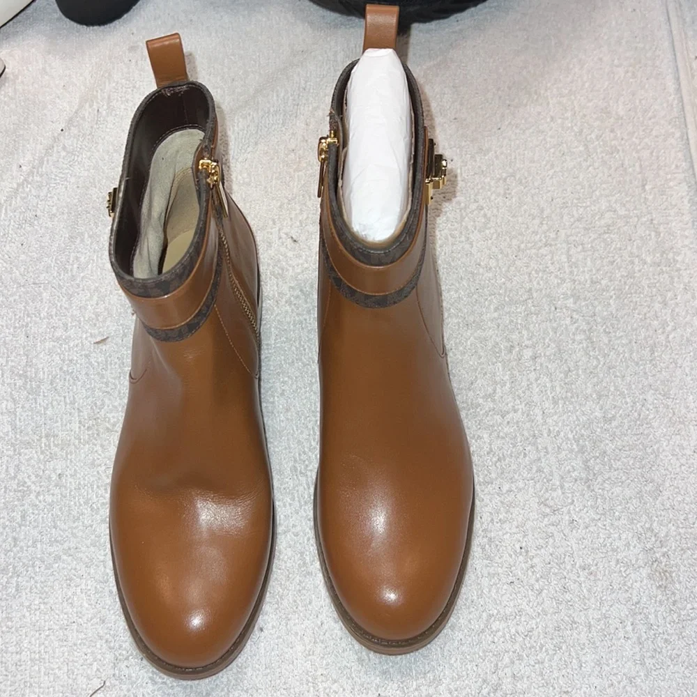 Michael Kors Brown Ankle Boots - Picture 2 of 4